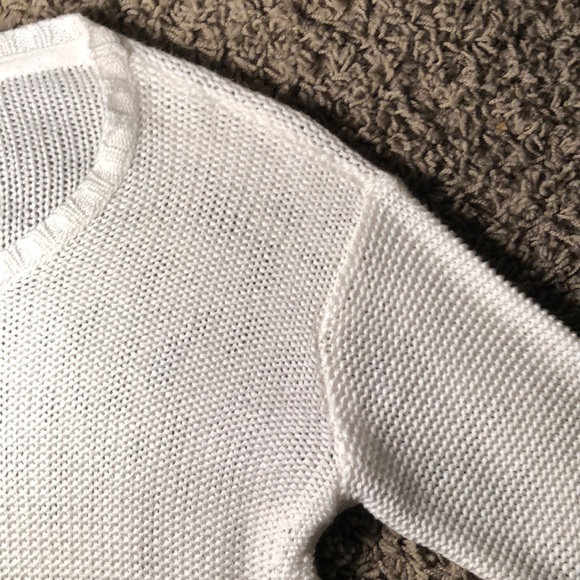 WHITE SWEATER - Picture 3 of 3